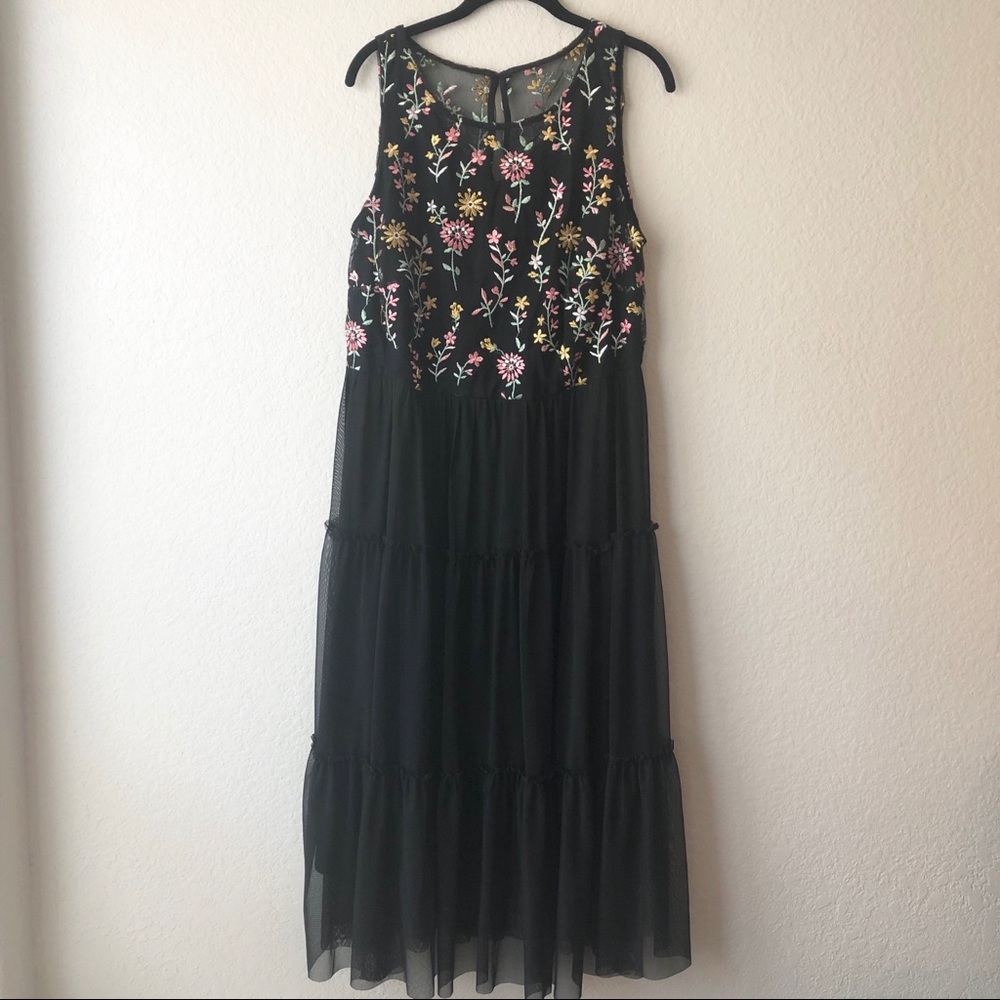 Lane Bryant Sleeveless Embroidered Mesh Dress